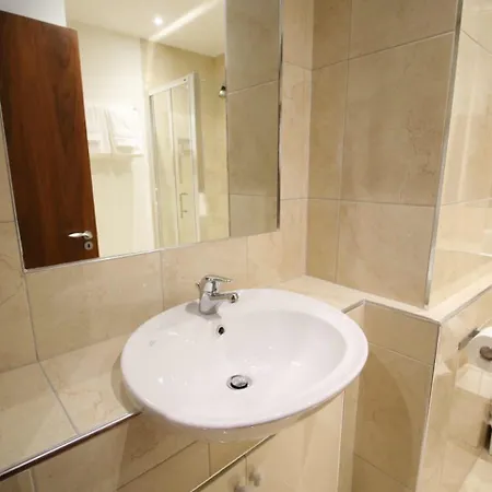 Apartament Parnell Boulevard *