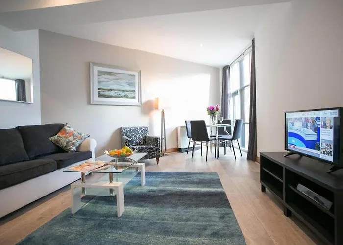 Parnell Boulevard * ダブリン